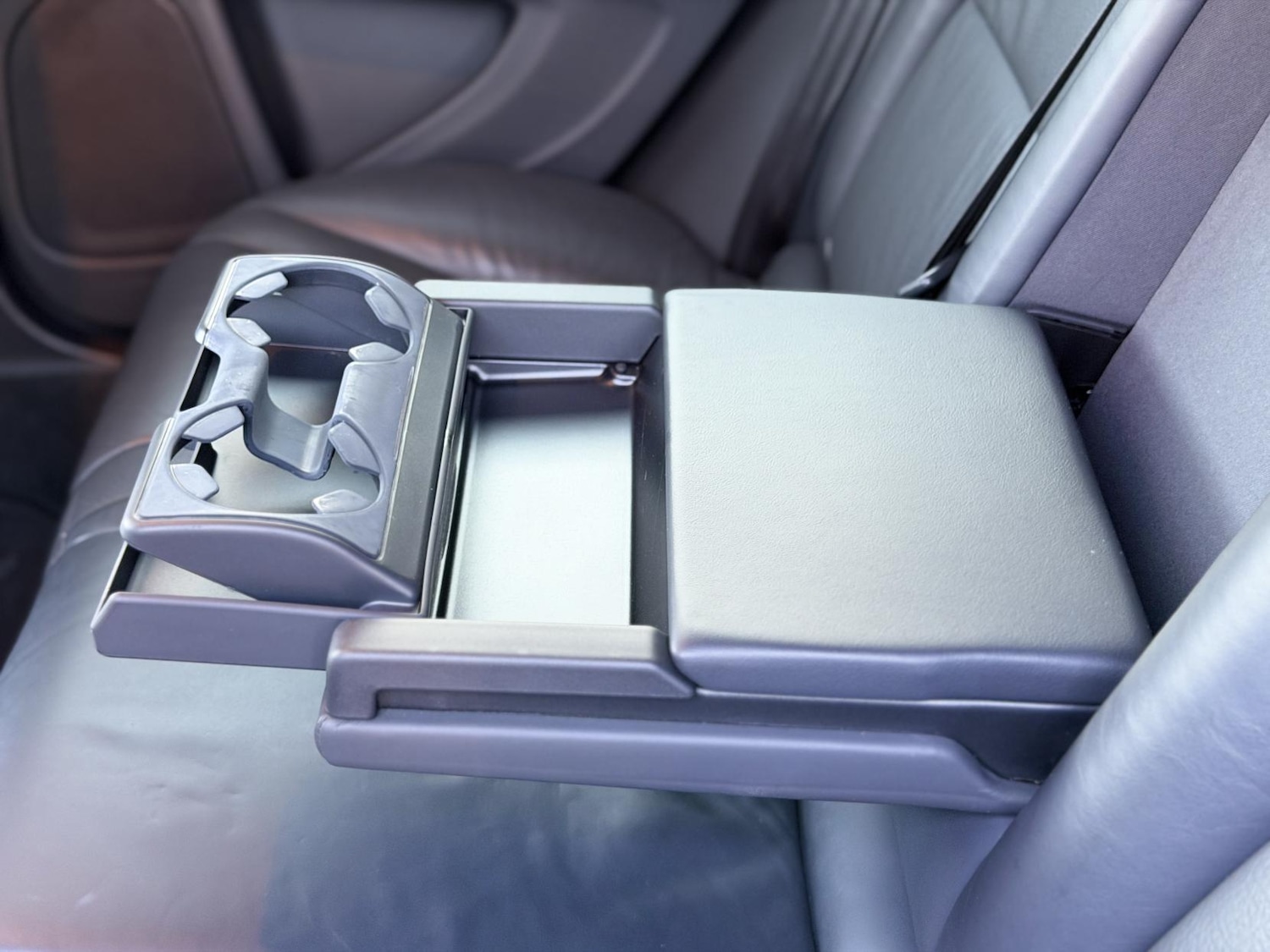 Used Volvo V60 2013 for sale - 77525277: Photo 42