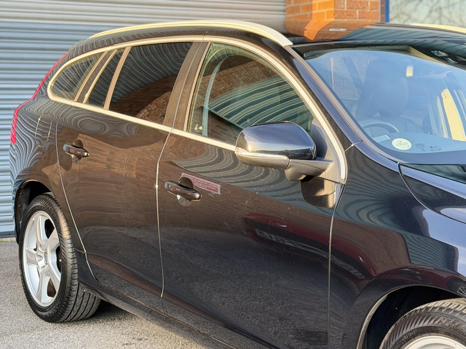 Used Volvo V60 2013 for sale - 77525277: Photo 7