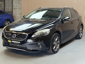 Used Volvo V40 Cross Country 2013 for sale - 79606983: Photo