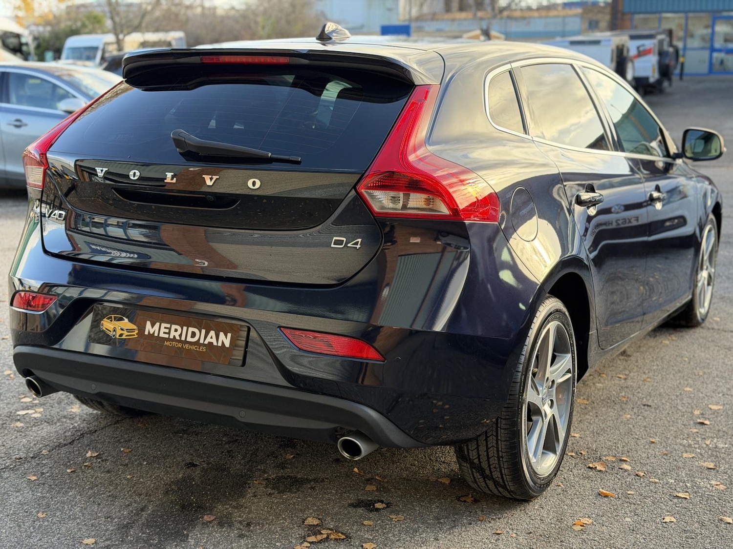 Used Volvo V40 2015 for sale - 76606437: Photo 11