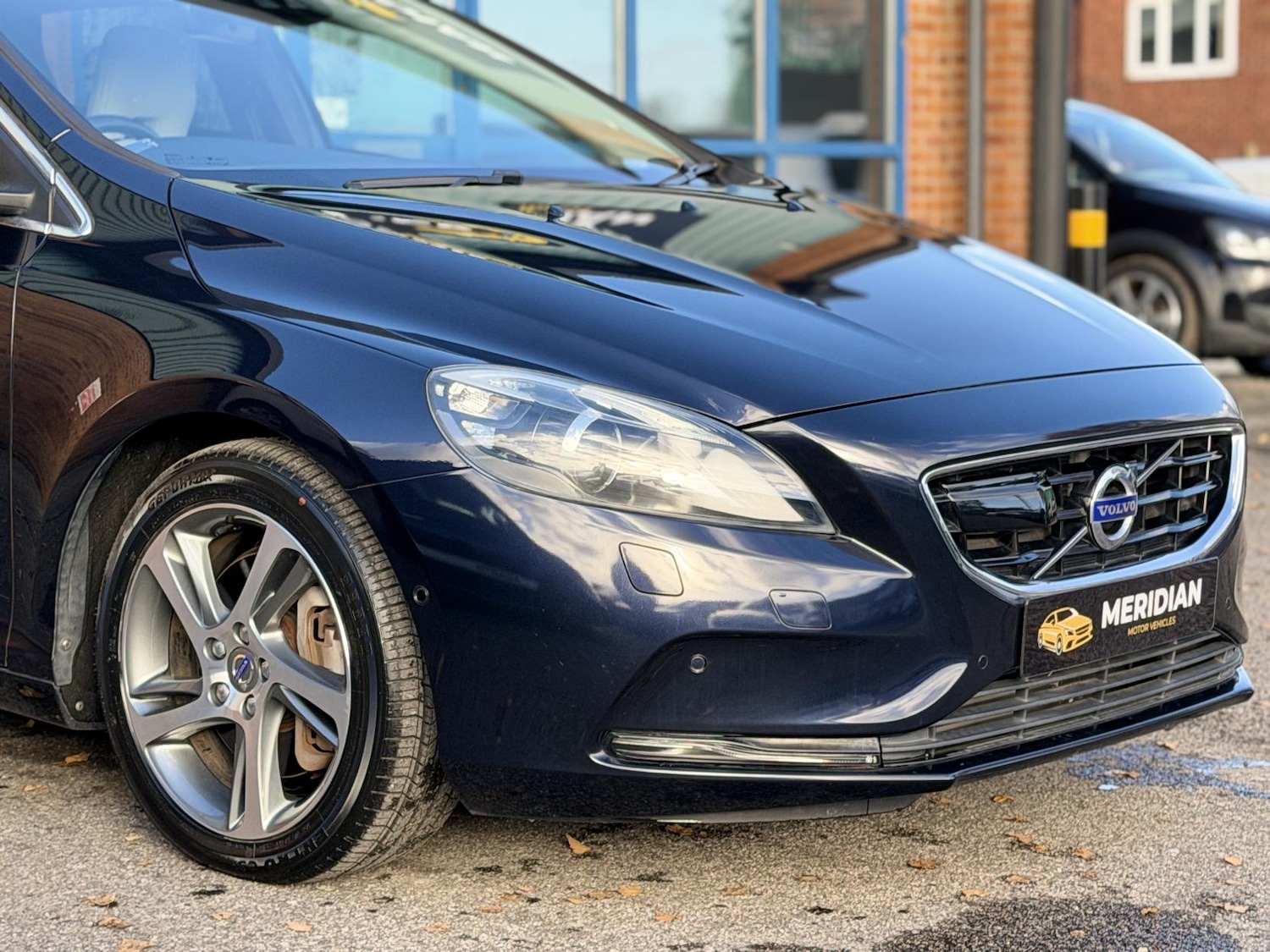 Used Volvo V40 2015 for sale - 76606437: Photo 7