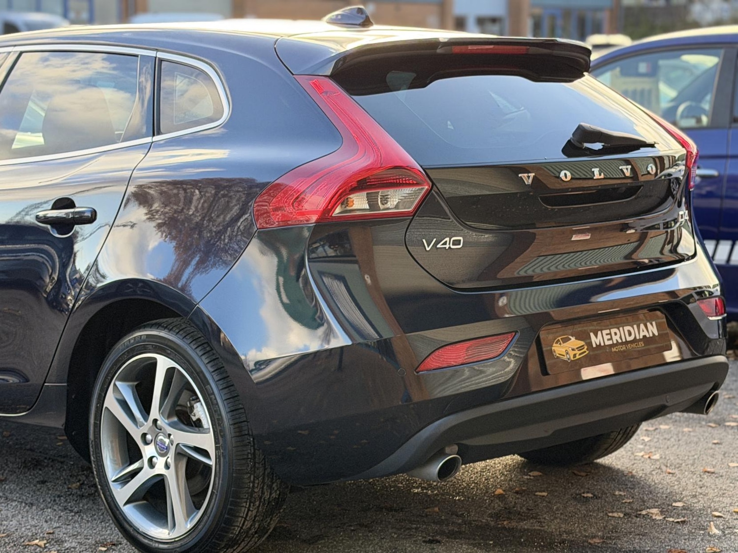 Used Volvo V40 2015 for sale - 76606437: Photo 9