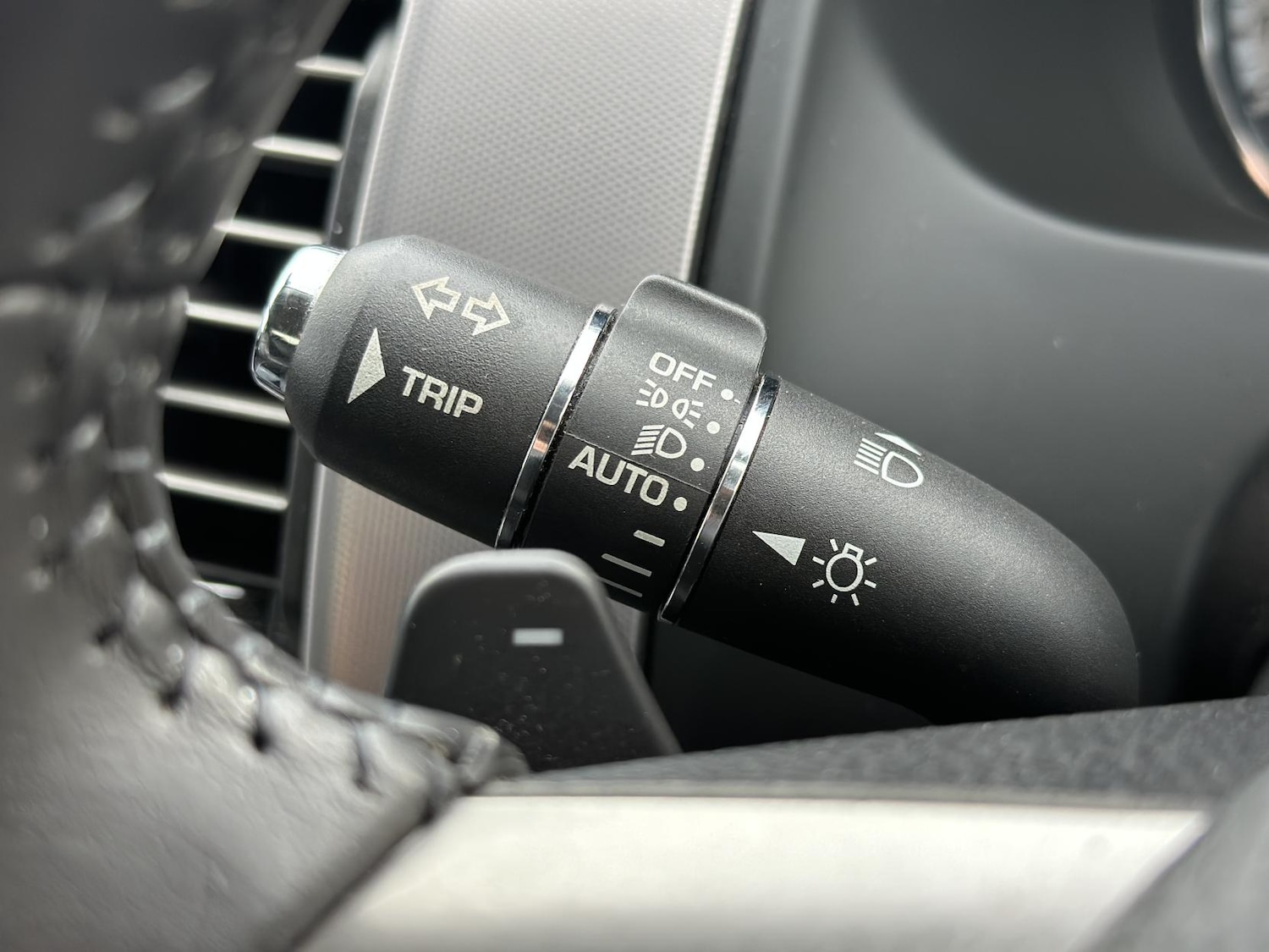 Used Jaguar XF 2011 for sale - 76196983: Photo 18