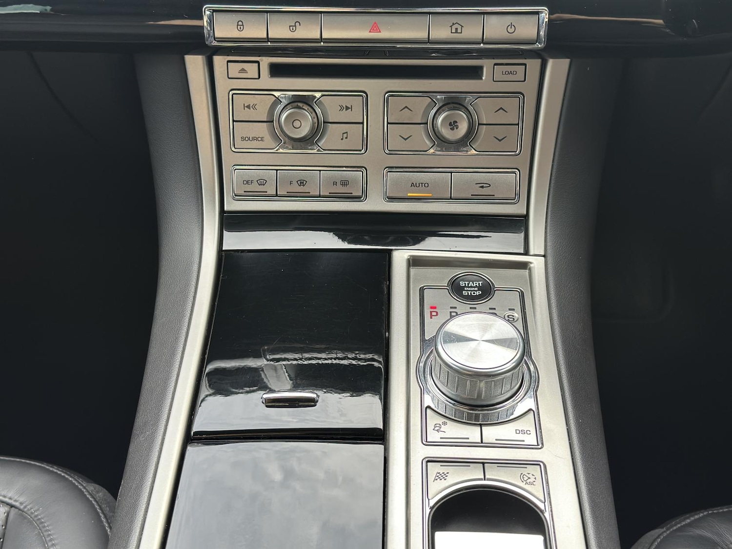 Used Jaguar XF 2011 for sale - 76196983: Photo 24