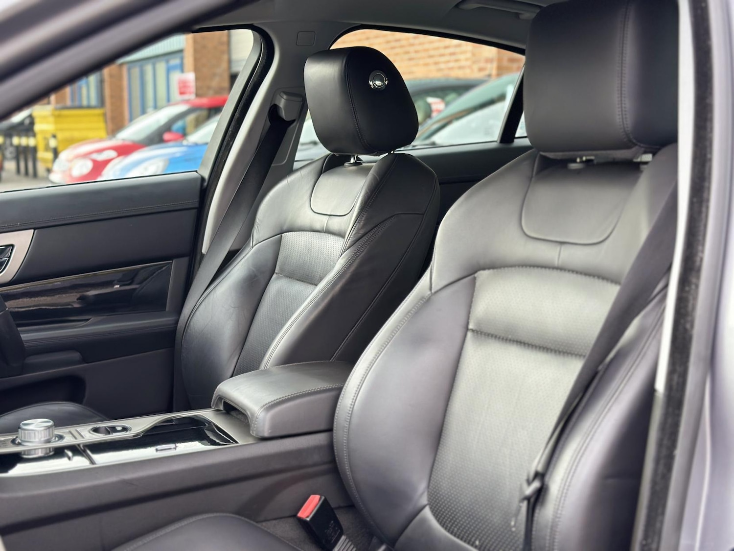 Used Jaguar XF 2011 for sale - 76196983: Photo 27