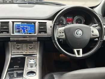 Used Jaguar XF 2011 for sale - 76196983: Photo 3