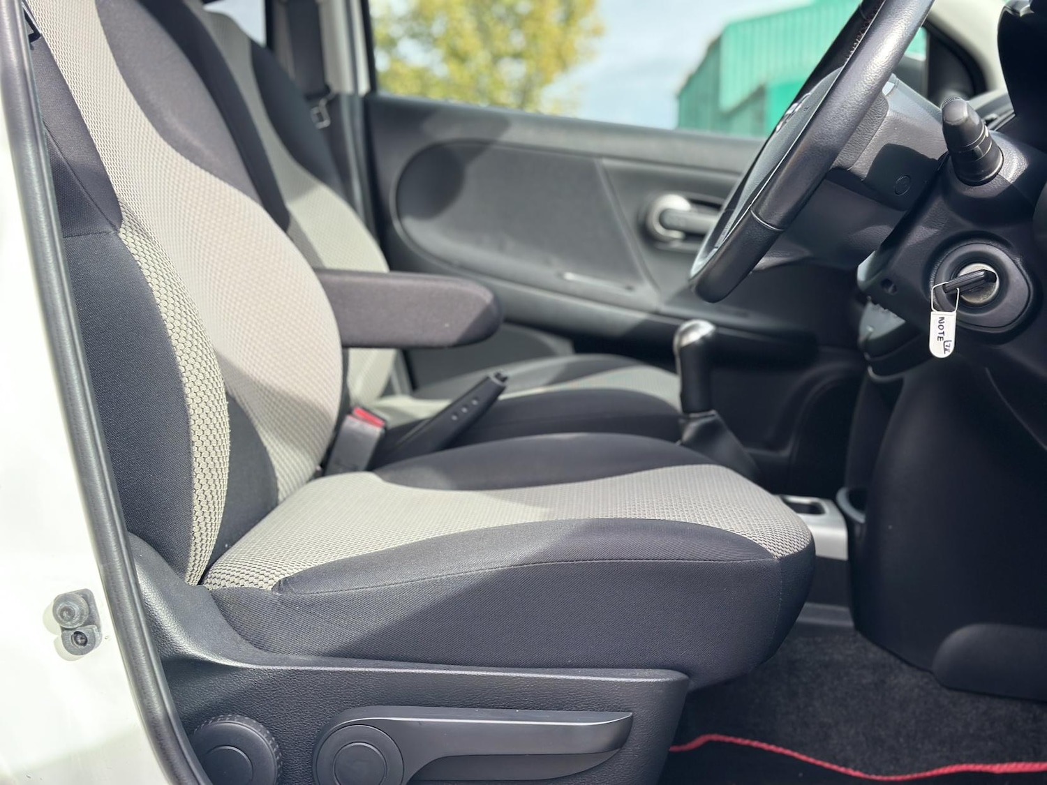 Used Nissan Note 2011 for sale - 76172717: Photo 18