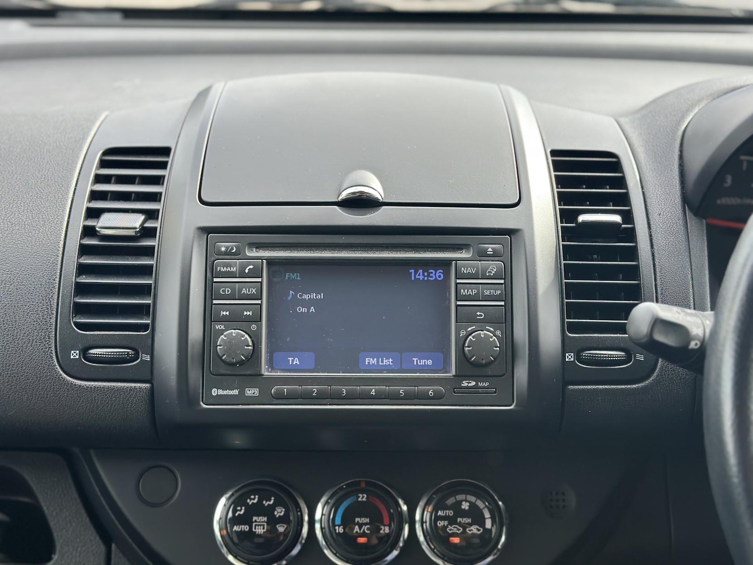 Used Nissan Note 2011 for sale - 76172717: Photo 25