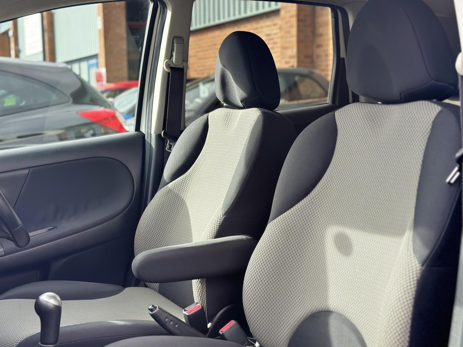 Used Nissan Note 2011 for sale - 76172717: Photo 28