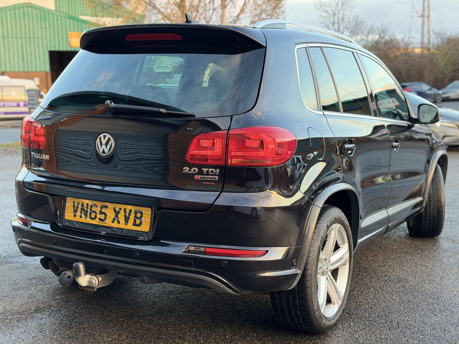 Used Volkswagen Tiguan 2015 for sale - 76741828: Photo 2