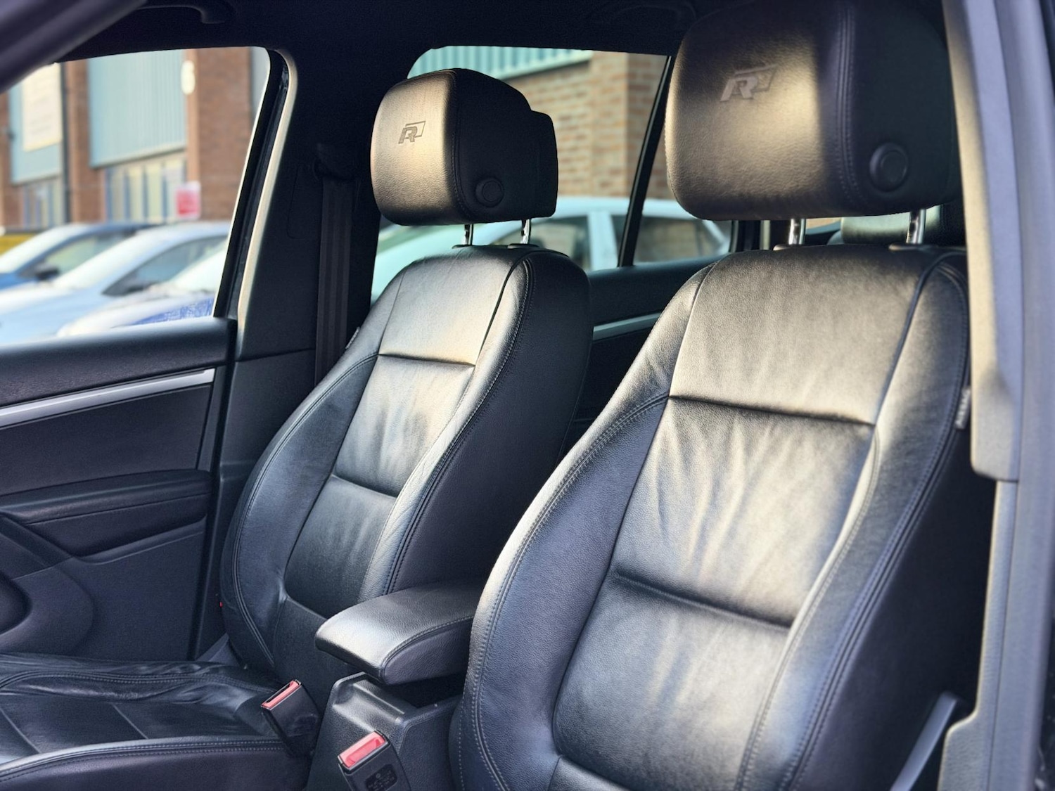 Used Volkswagen Tiguan 2015 for sale - 76741828: Photo 30