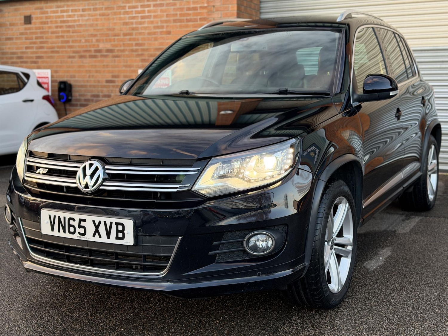 Used Volkswagen Tiguan 2015 for sale - 76741828: Photo 5