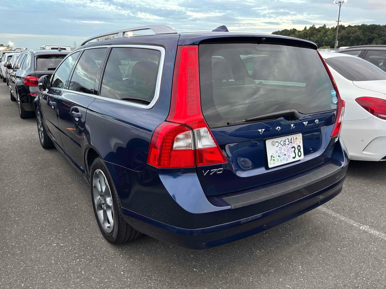 Used Volvo V70 2012 for sale - 77570236: Photo 8