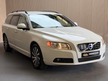 Used Volvo V70 2013 for sale - 78232707: Photo