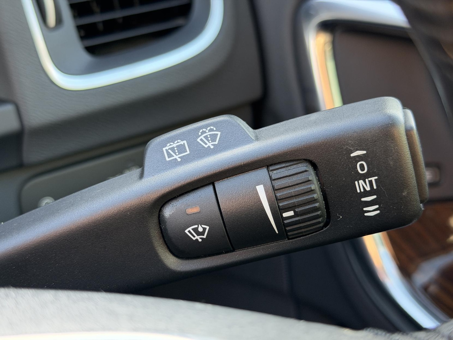 Used Volvo V60 2013 for sale - 77525251: Photo 23