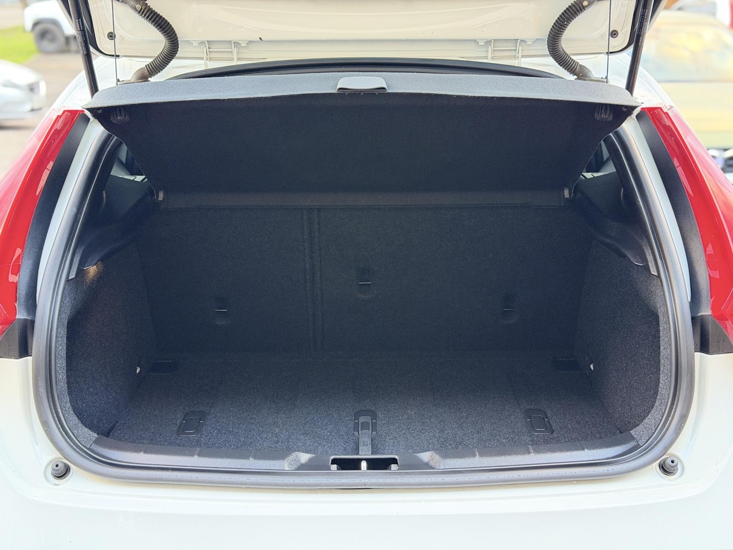 Used Volvo V40 2026 for sale - 77607168: Photo 14