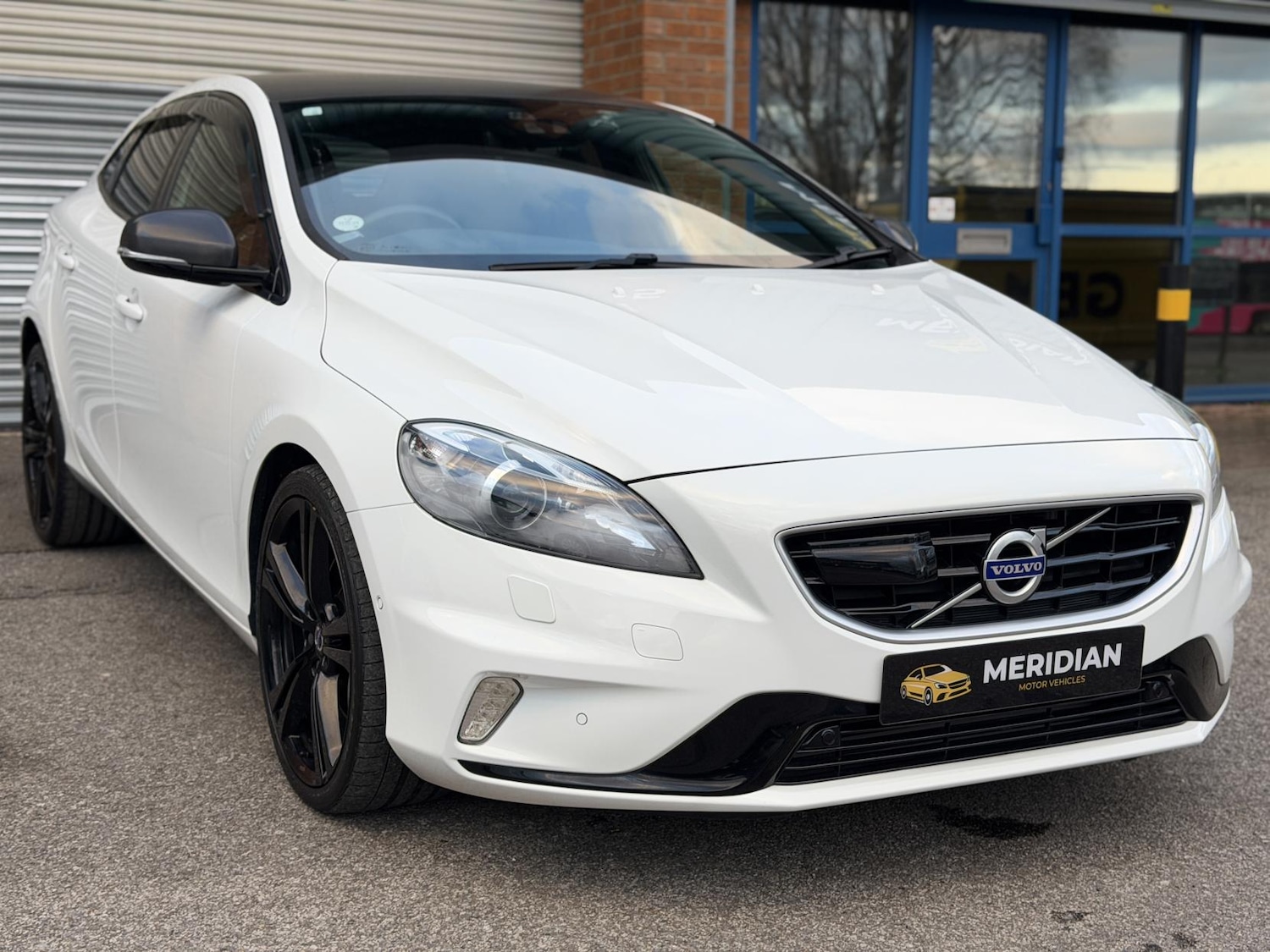 Used Volvo V40 2026 for sale - 77607168: Photo 4
