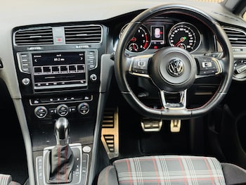 Used Volkswagen Golf 2014 for sale - 79471360: Photo