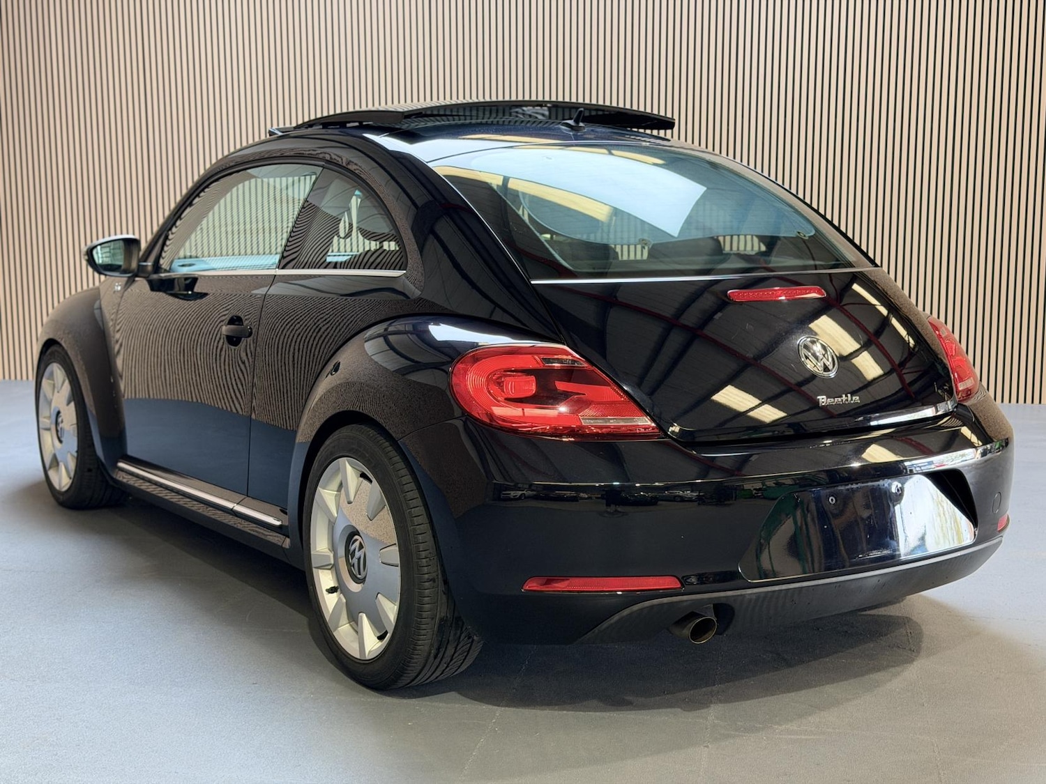 Used Volkswagen Beetle 2013 for sale - 78184129: Photo 9