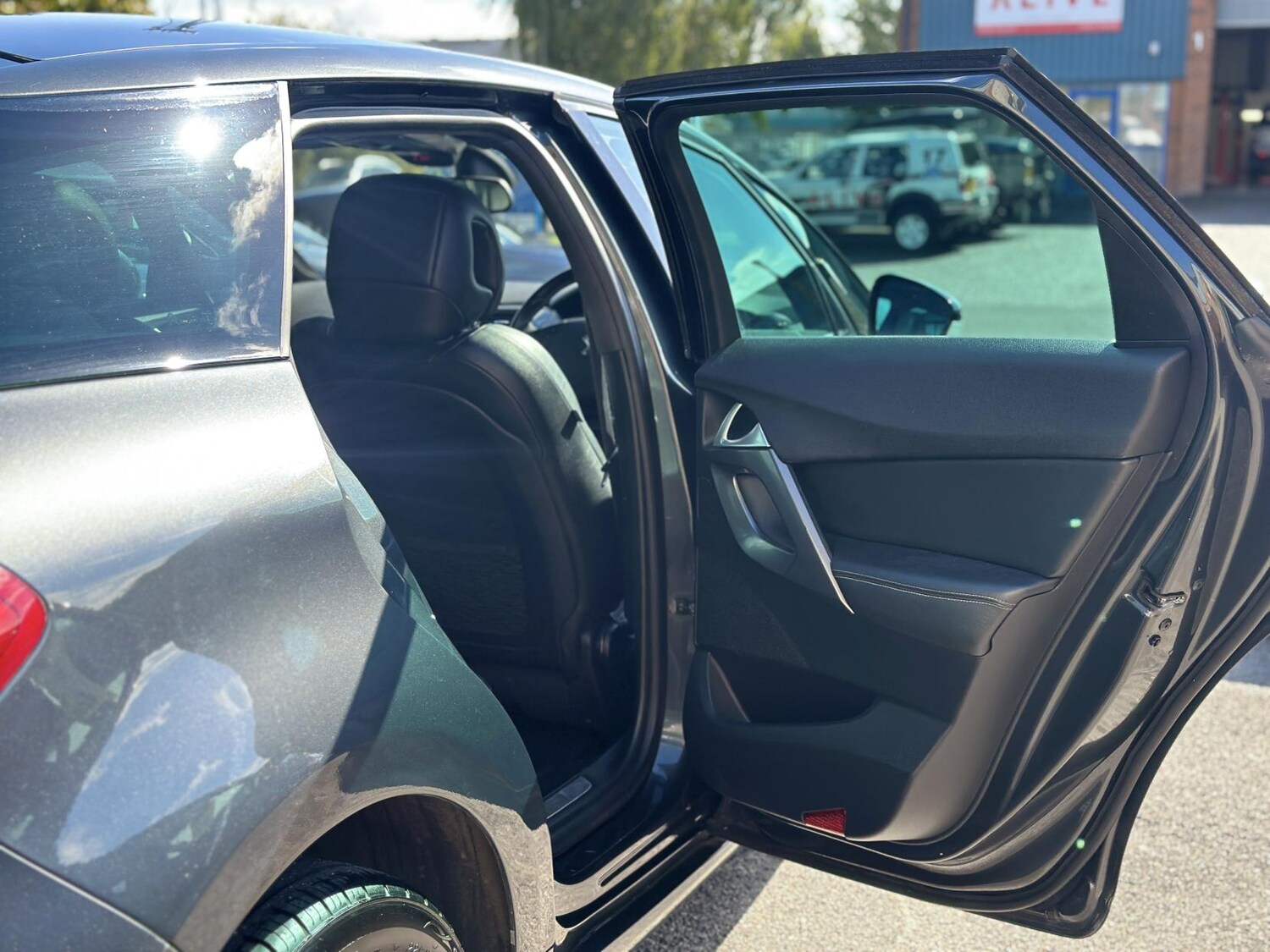 Used DS Automobiles DS 5 2016 for sale - 75973265: Photo 35