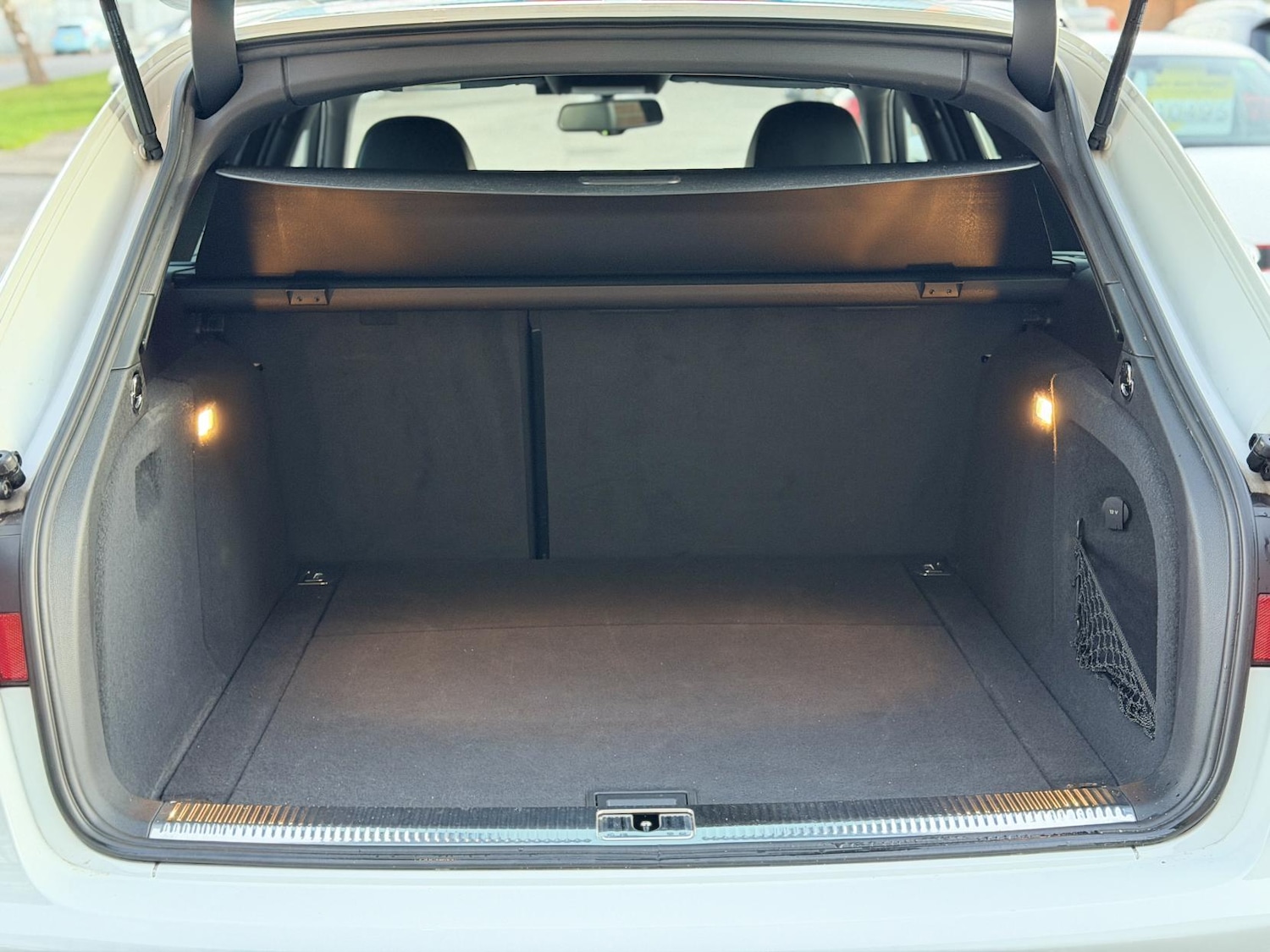 Used Audi A4 Avant 2013 for sale - 76394040: Photo 14