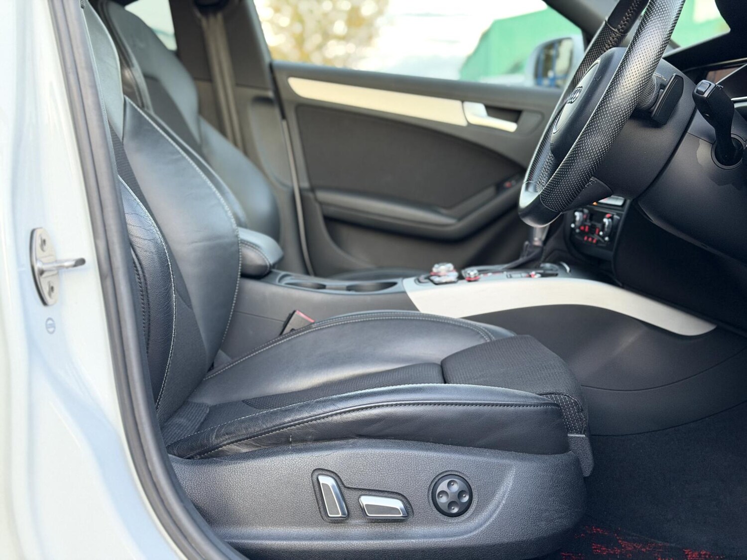 Used Audi A4 Avant 2013 for sale - 76394040: Photo 18