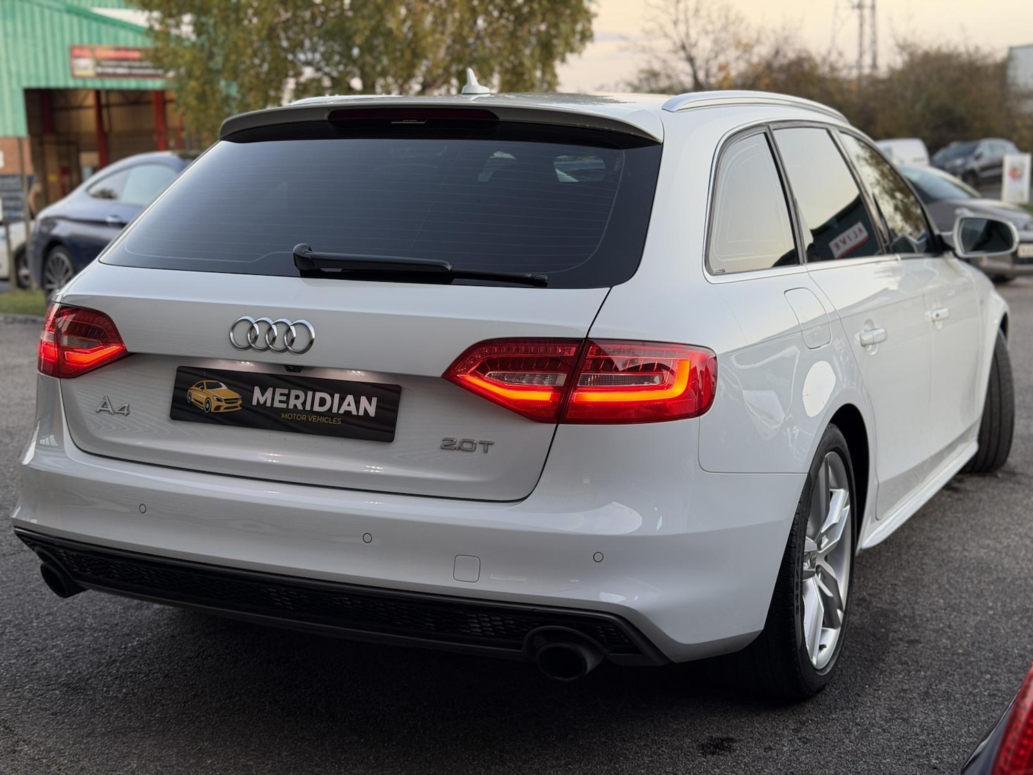 Used Audi A4 Avant 2013 for sale - 76394040: Photo 2