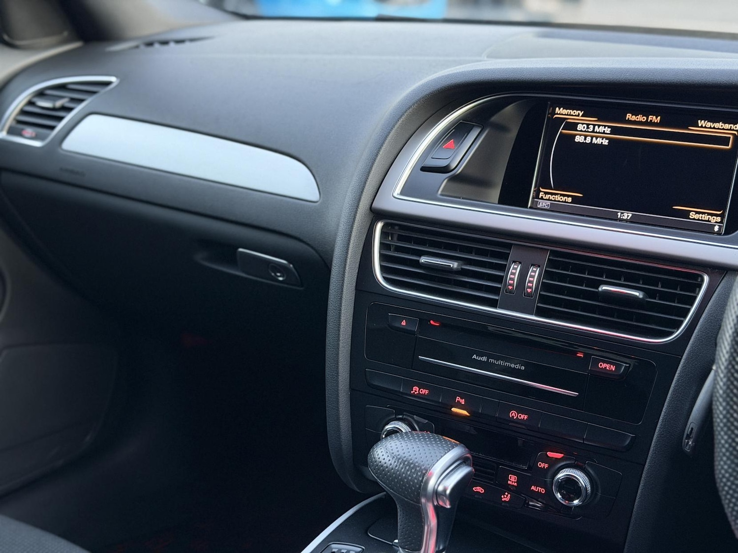 Used Audi A4 Avant 2013 for sale - 76394040: Photo 24