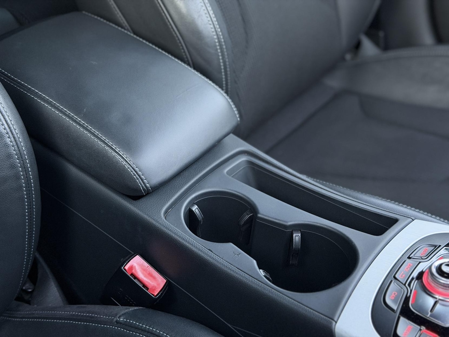 Used Audi A4 Avant 2013 for sale - 76394040: Photo 28