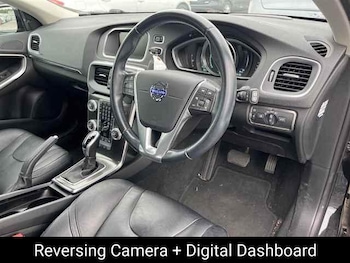 Used Volvo V40 2014 for sale - 75733127: Photo