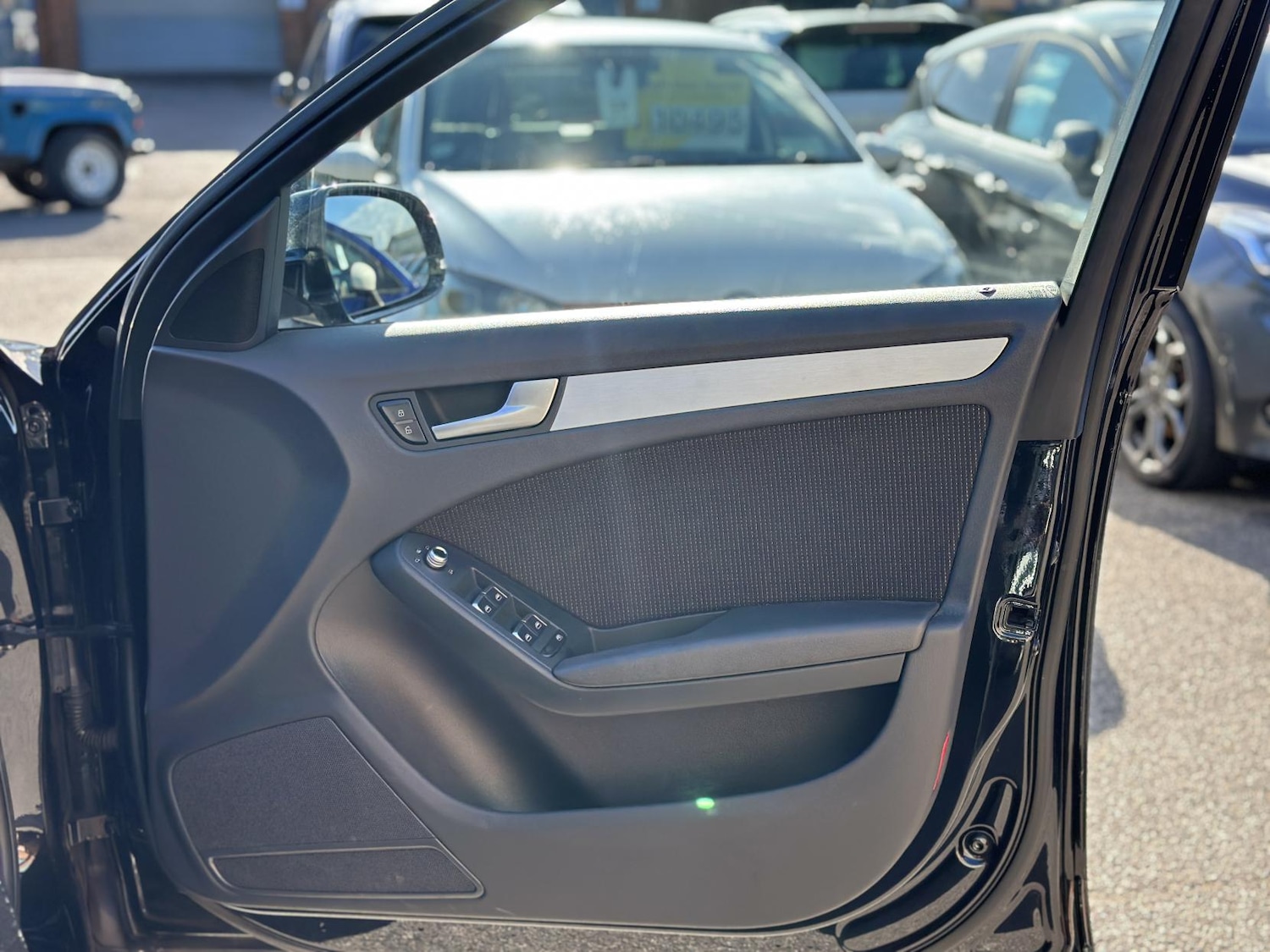 Used Audi A4 Avant 2012 for sale - 76367270: Photo 16