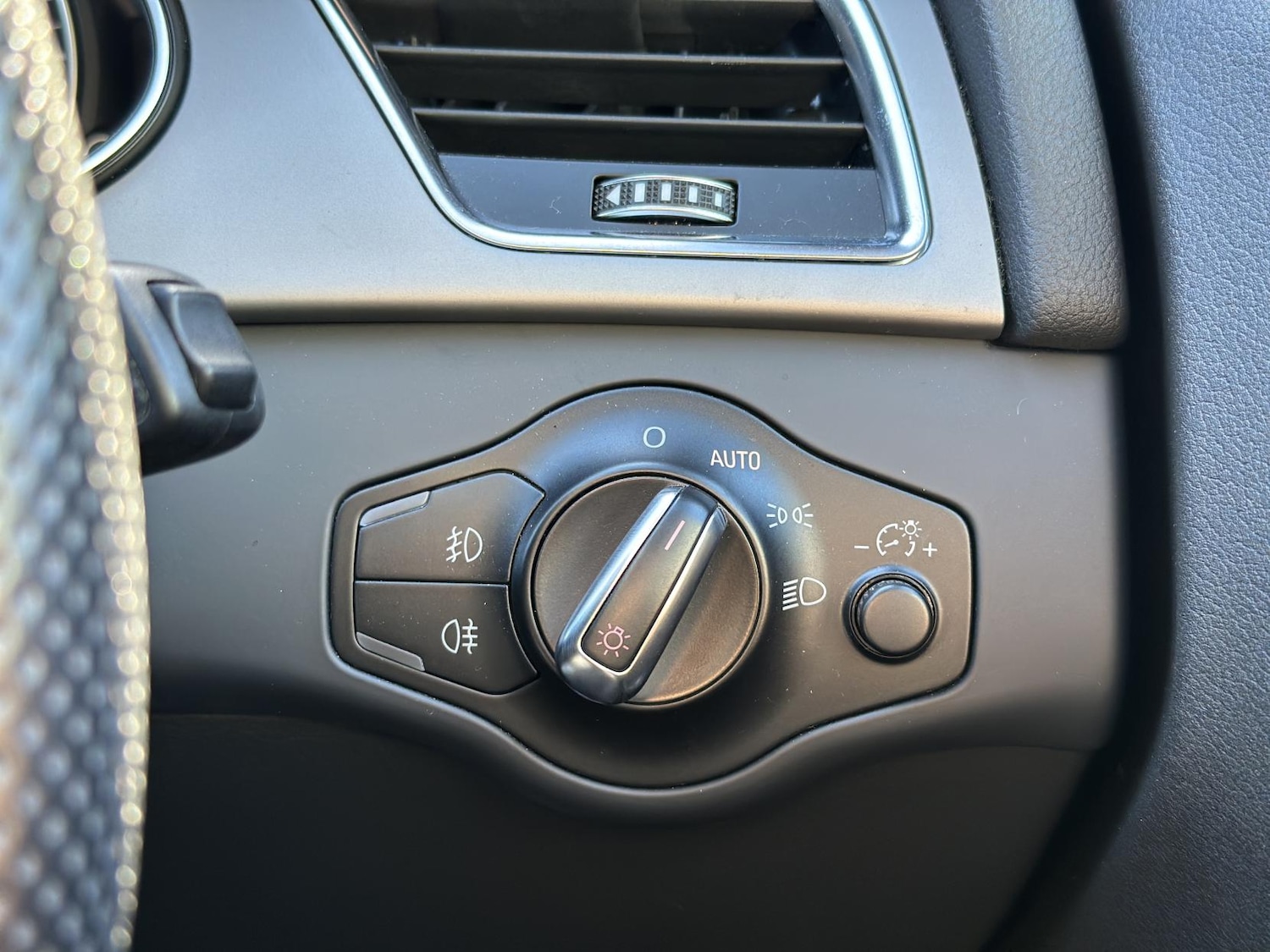 Used Audi A4 Avant 2012 for sale - 76367270: Photo 23