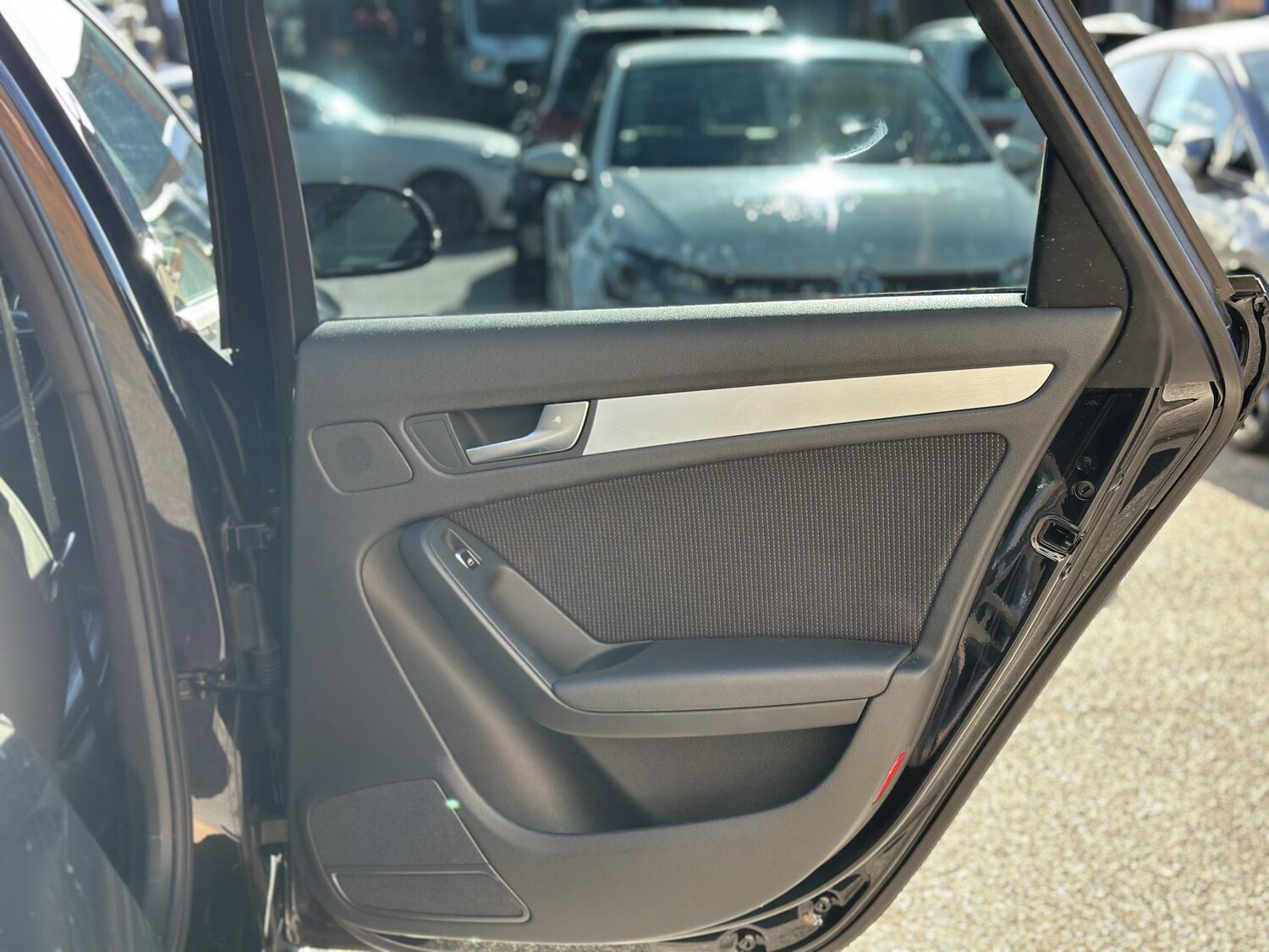 Used Audi A4 Avant 2012 for sale - 76367270: Photo 35