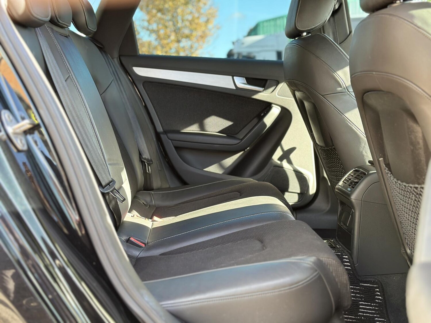 Used Audi A4 Avant 2012 for sale - 76367270: Photo 37