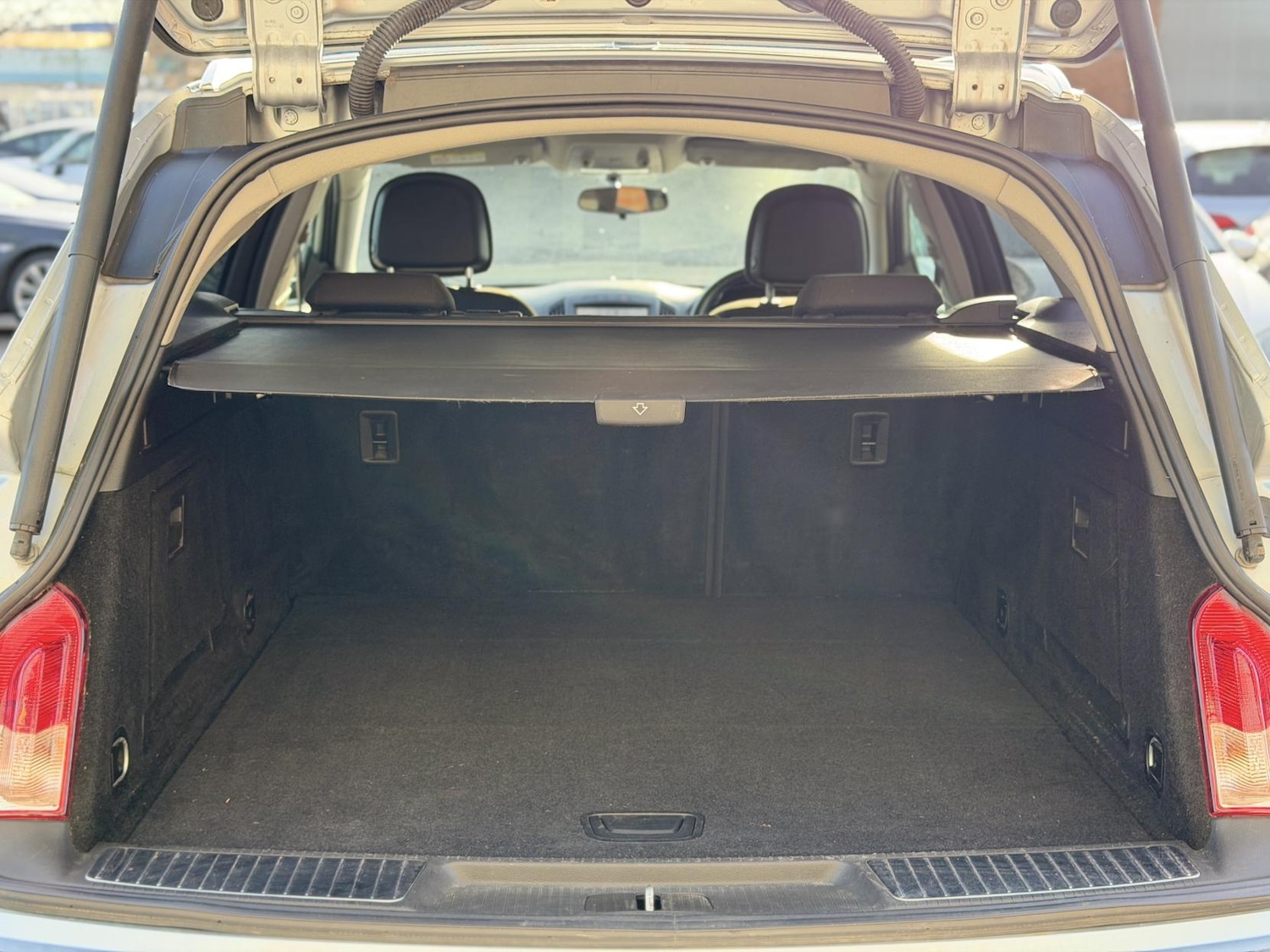 Used Vauxhall Insignia 2017 for sale - 76987597: Photo 14