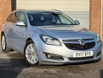 Used Vauxhall Insignia 2017 for sale - 76987597: Photo