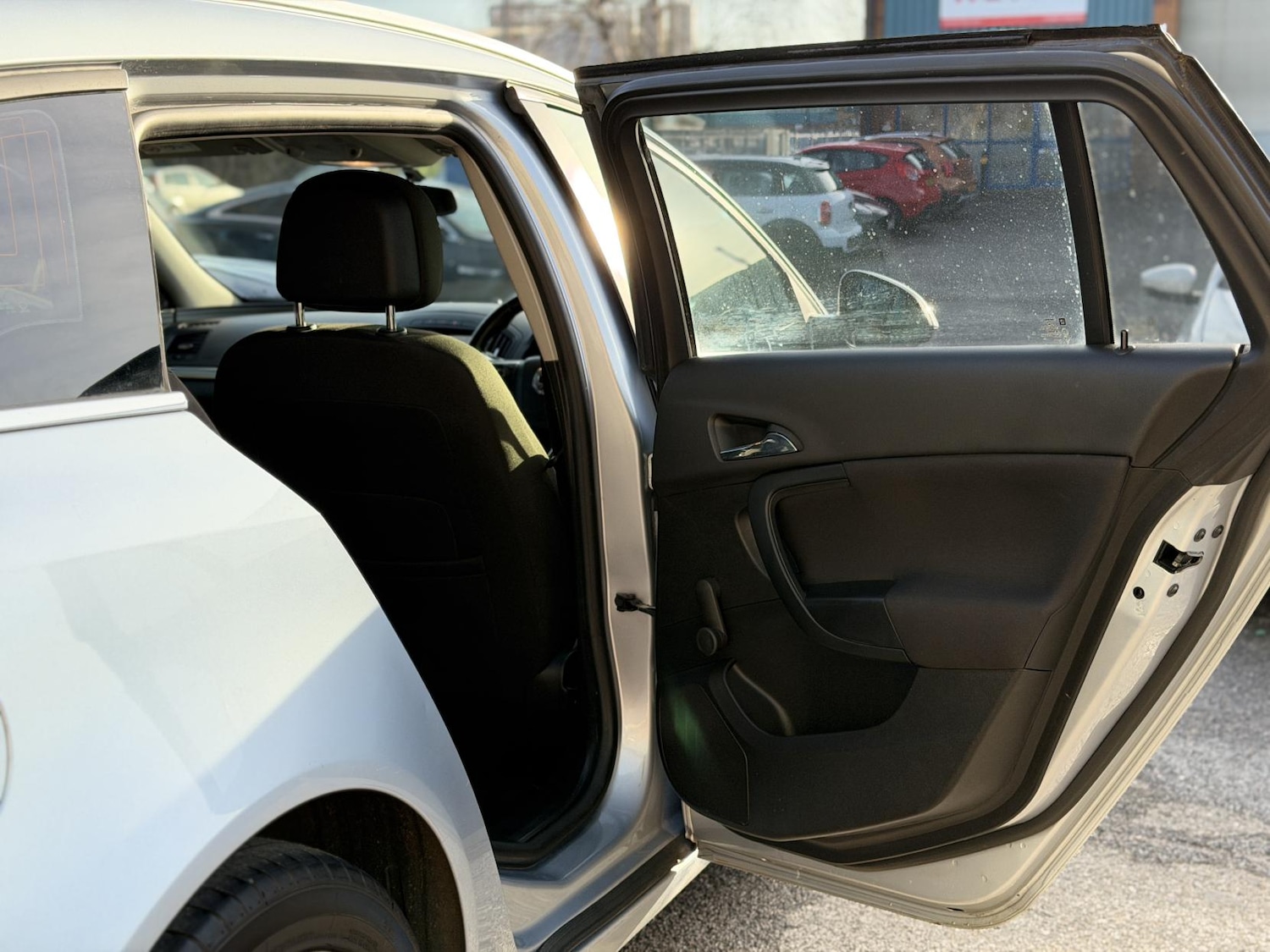 Used Vauxhall Insignia 2017 for sale - 76987597: Photo 34