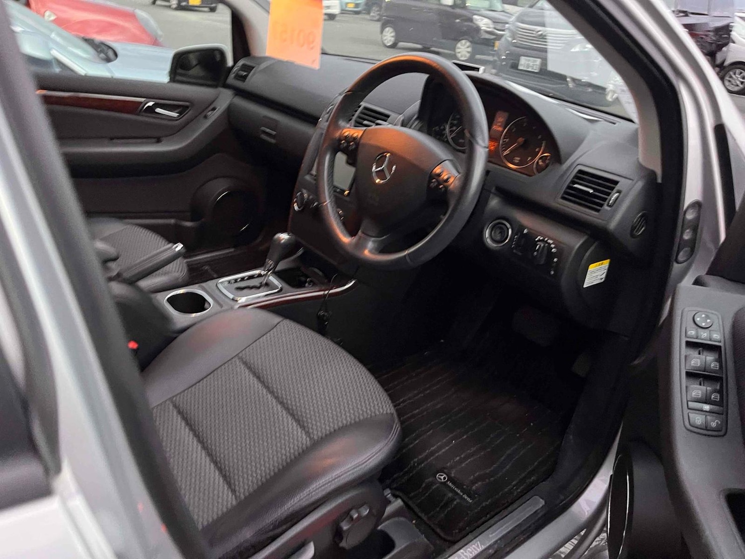 Used Mercedes-Benz A-Class 2010 for sale - 77833774: Photo 11