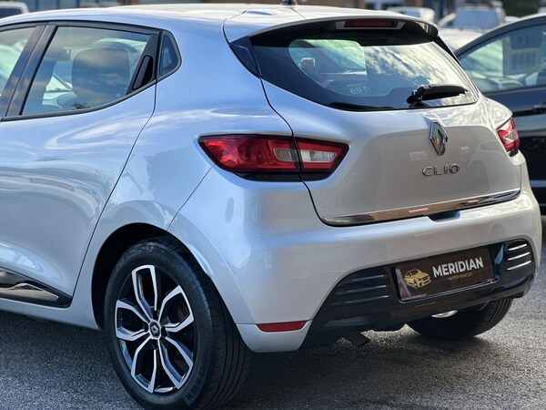 Used Renault Clio for sale - 75973280: Photo 11