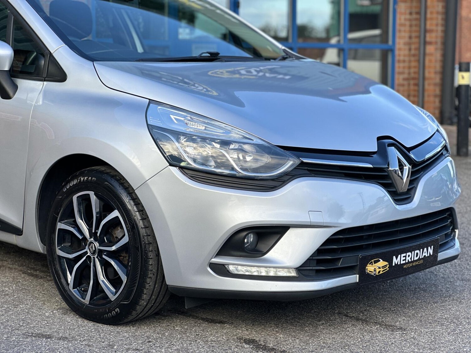 Used Renault Clio for sale - 75973280: Photo 6