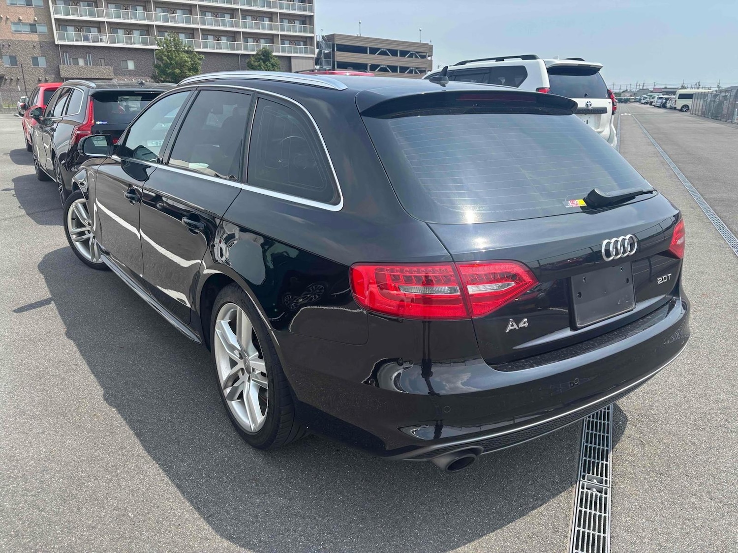 Used Audi A4 2012 for sale - 76577084: Photo 2