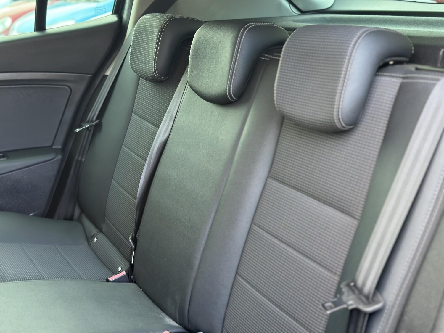 Used Renault Megane 2015 for sale - 77525267: Photo 41