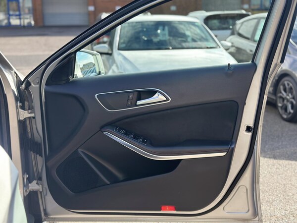 Used Mercedes-Benz GLA 2014 for sale - 76219270: Photo 16