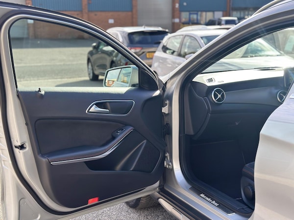 Used Mercedes-Benz GLA 2014 for sale - 76219270: Photo 30