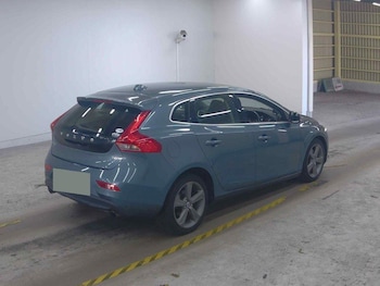 Used Volvo V40 2013 for sale - 78941705: Photo