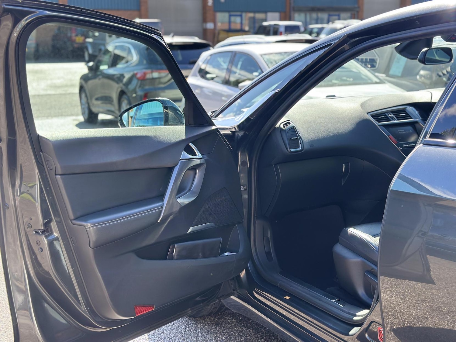 Used DS Automobiles DS 5 2016 for sale - 76922299: Photo 30