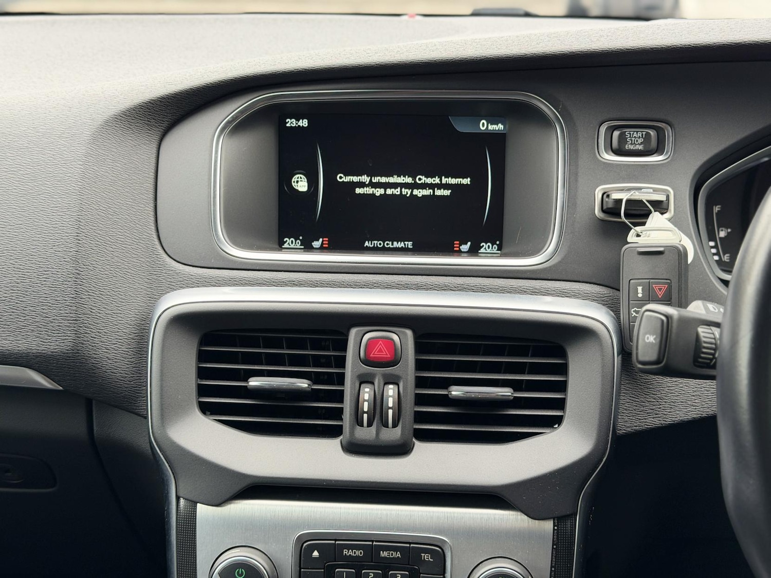 Used Volvo V40 2015 for sale - 76428650: Photo 22