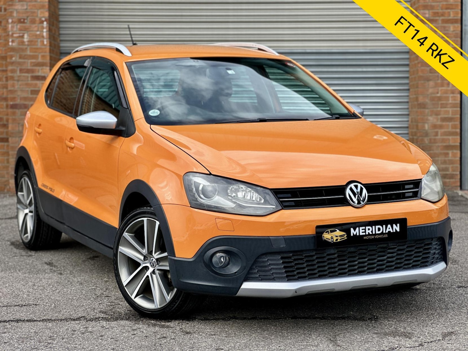 Used Volkswagen Polo 2014 for sale - 76226130: Photo 1