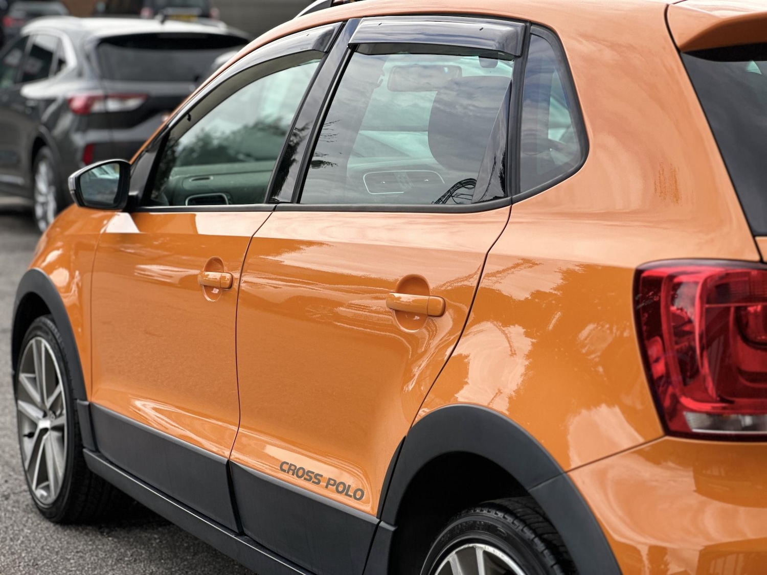 Used Volkswagen Polo 2014 for sale - 76226130: Photo 12