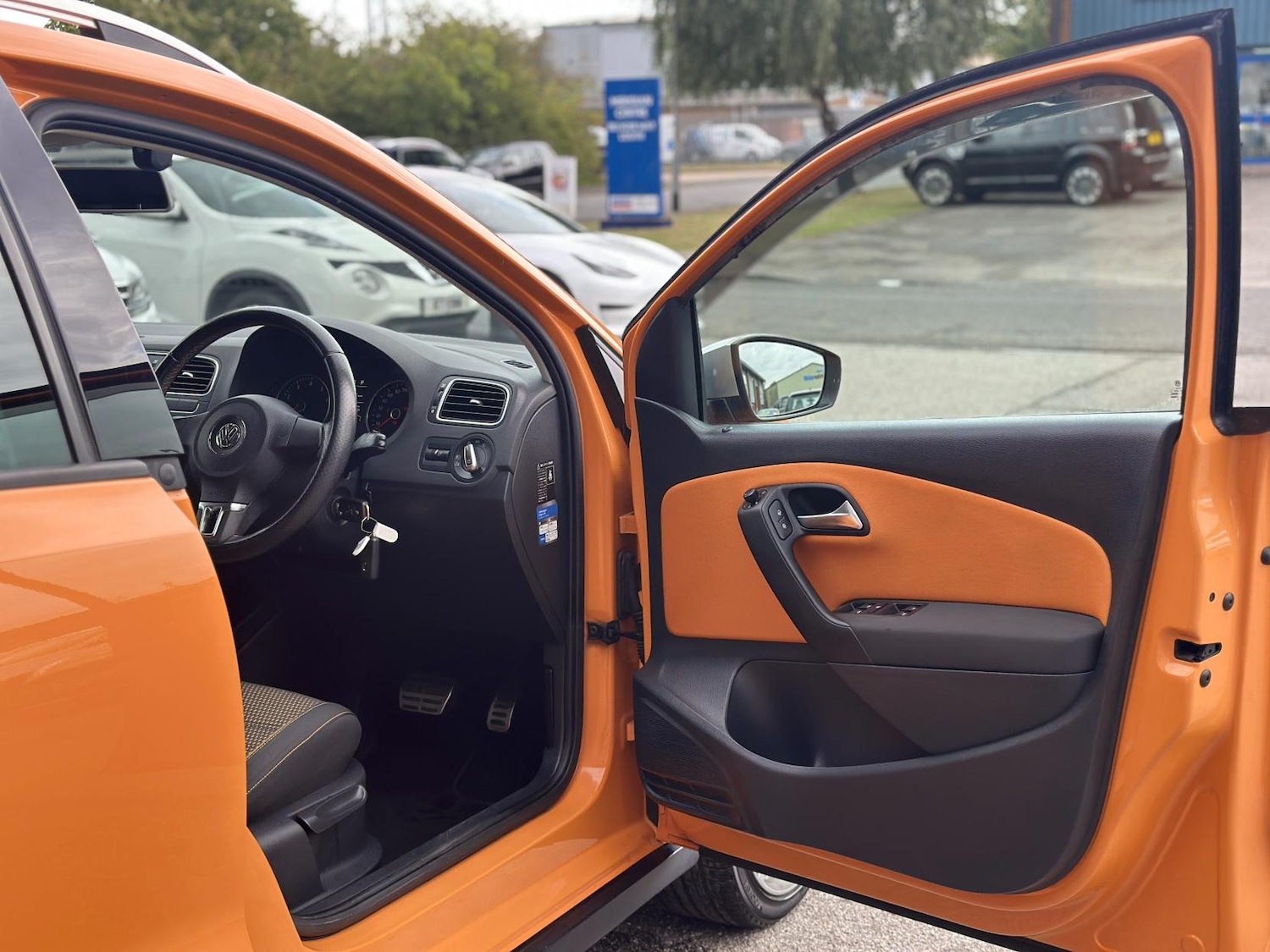 Used Volkswagen Polo 2014 for sale - 76226130: Photo 15